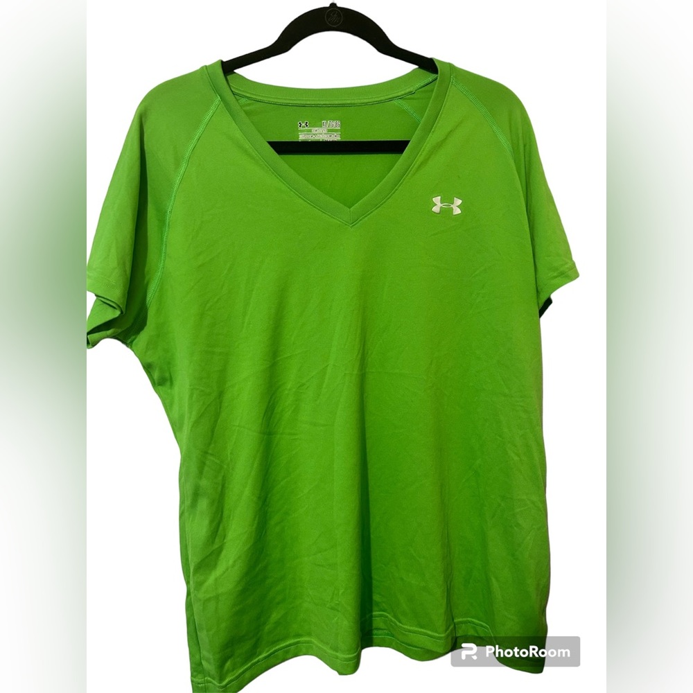 Under armour t shirt